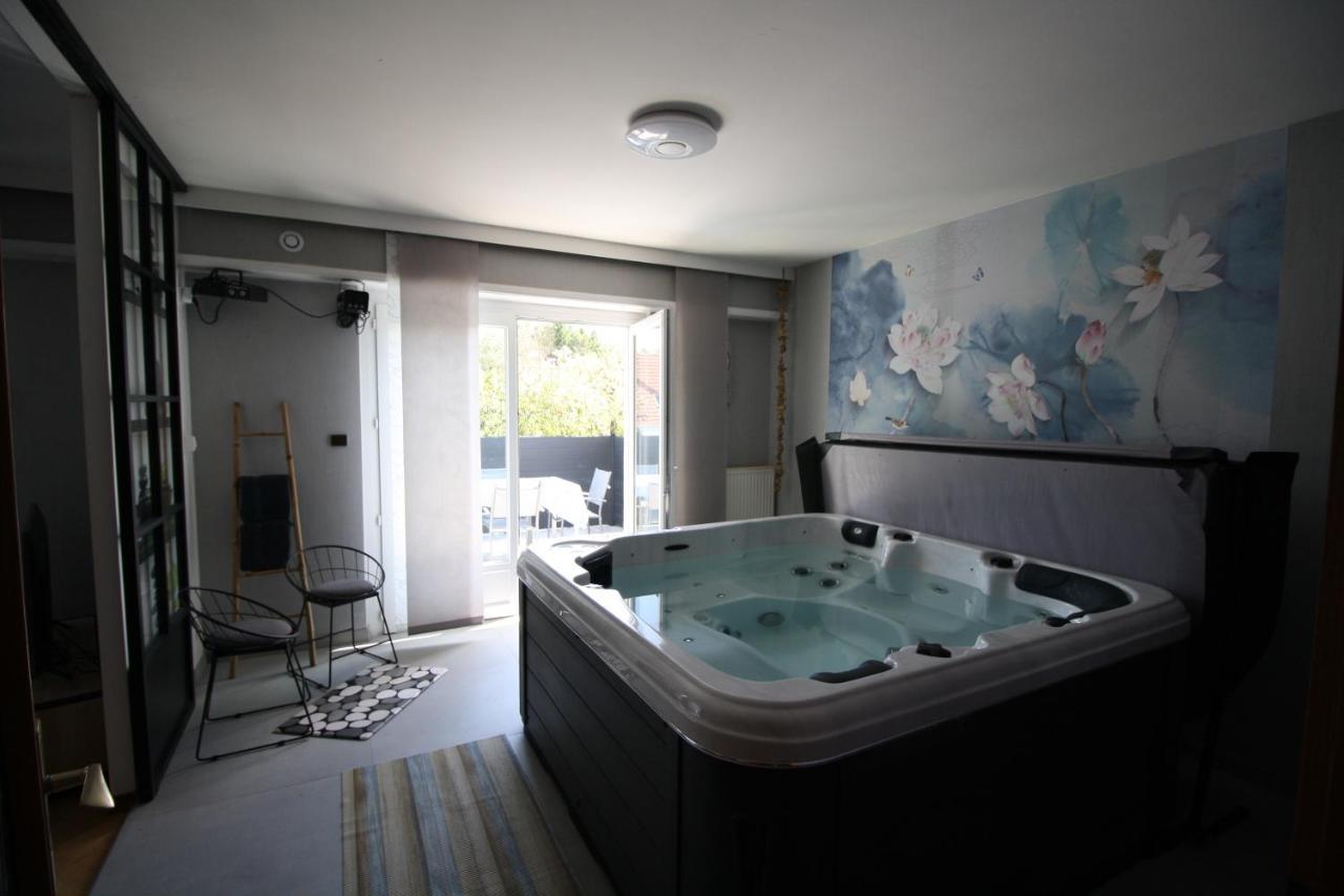 Villa Faby, Jacuzzy Sauna privatif Saint-Maurice  Exterior foto