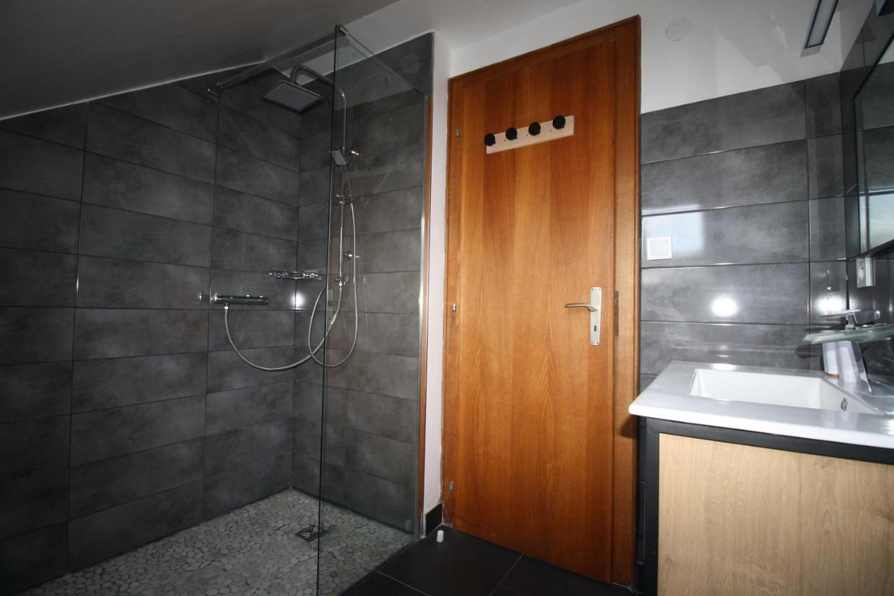 Villa Faby, Jacuzzy Sauna privatif Saint-Maurice  Exterior foto
